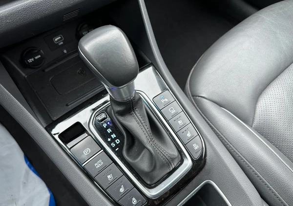 Hyundai IONIQ cena 66900 przebieg: 76000, rok produkcji 2020 z Turek małe 781